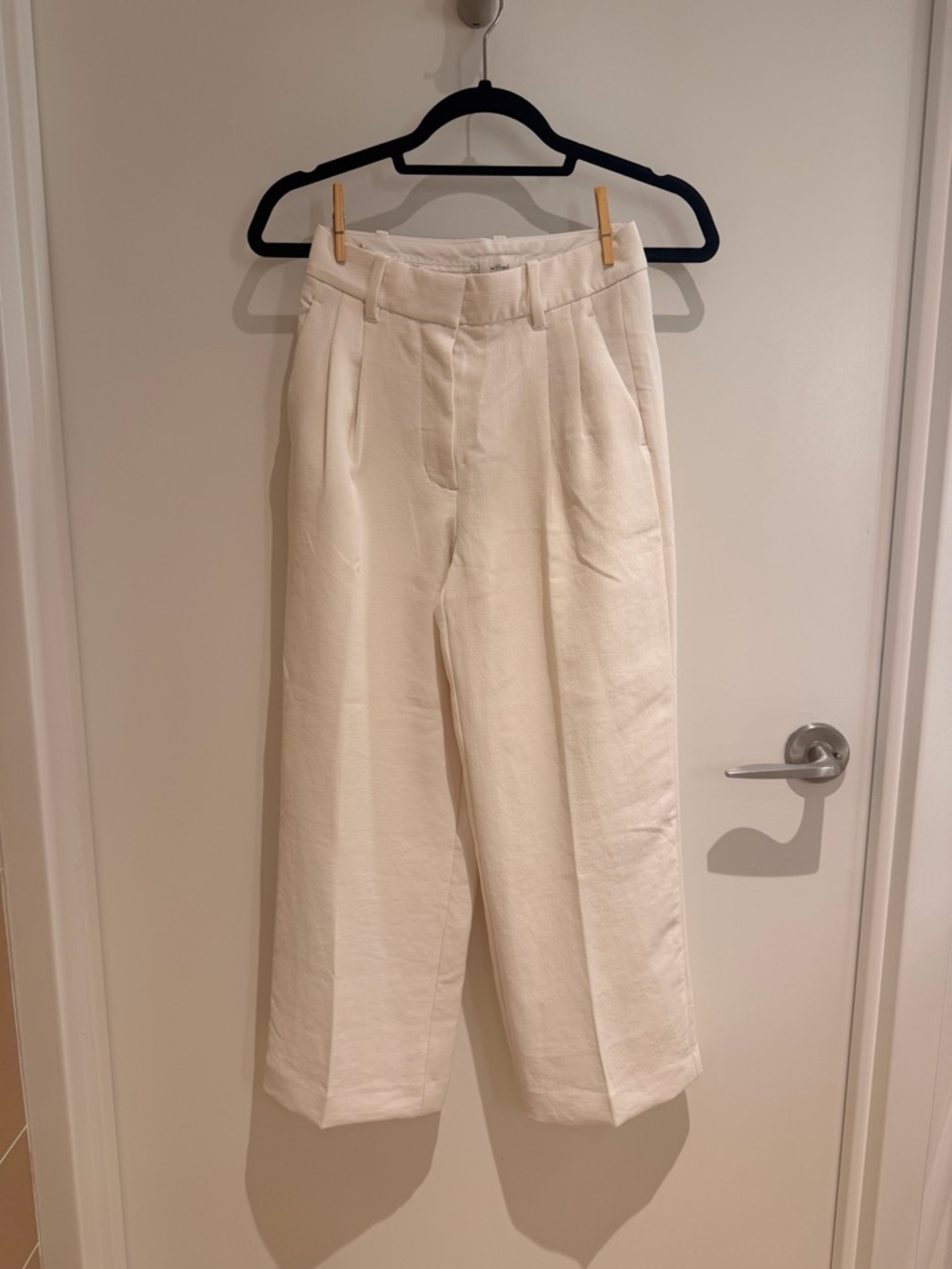 Aritzia - Birch - Effortless Crop Pant - Size 0